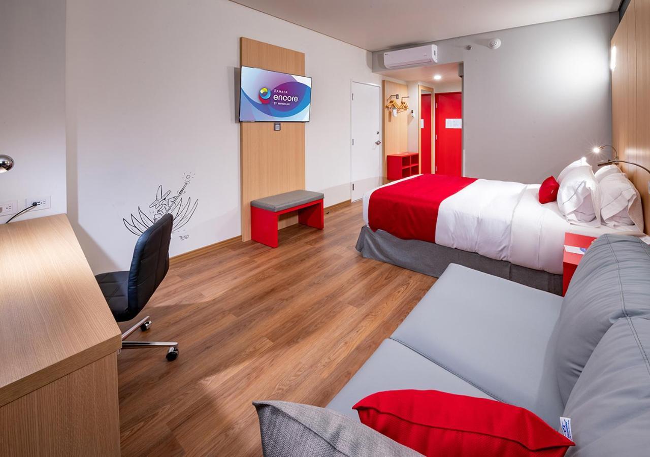Ramada Encore By Wyndham Guadalajara Aeropuerto Las Pintas Εξωτερικό φωτογραφία