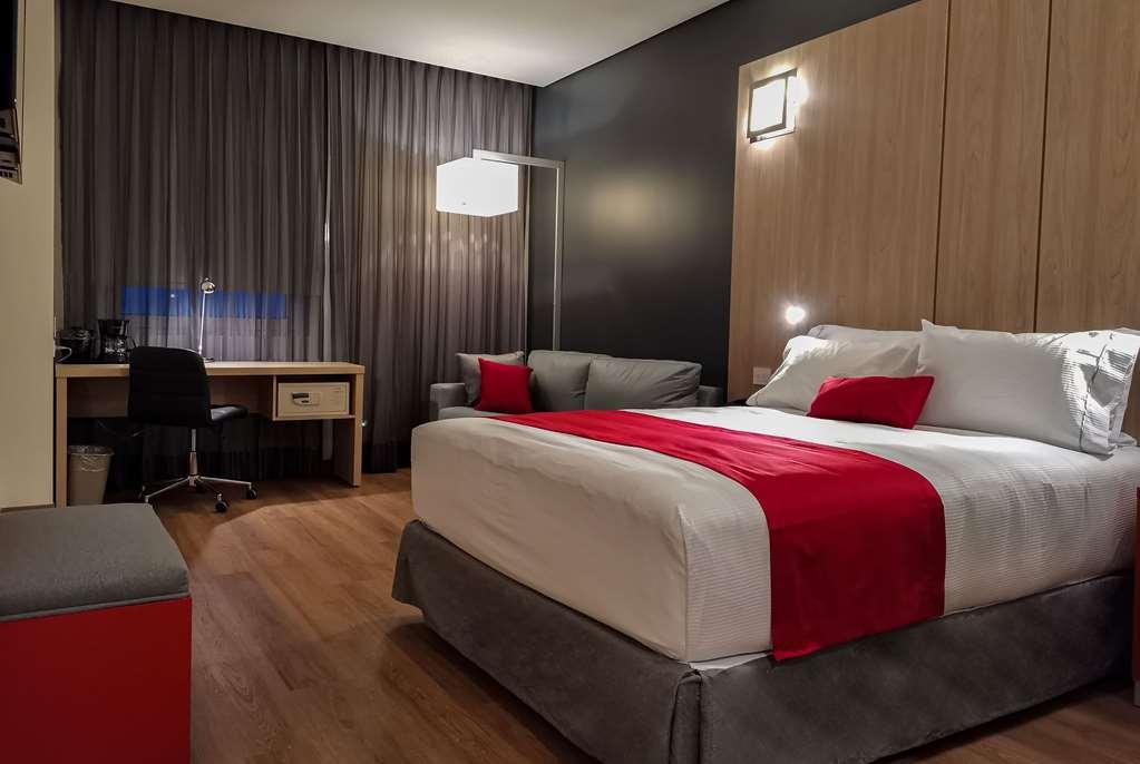 Ramada Encore By Wyndham Guadalajara Aeropuerto Las Pintas Δωμάτιο φωτογραφία